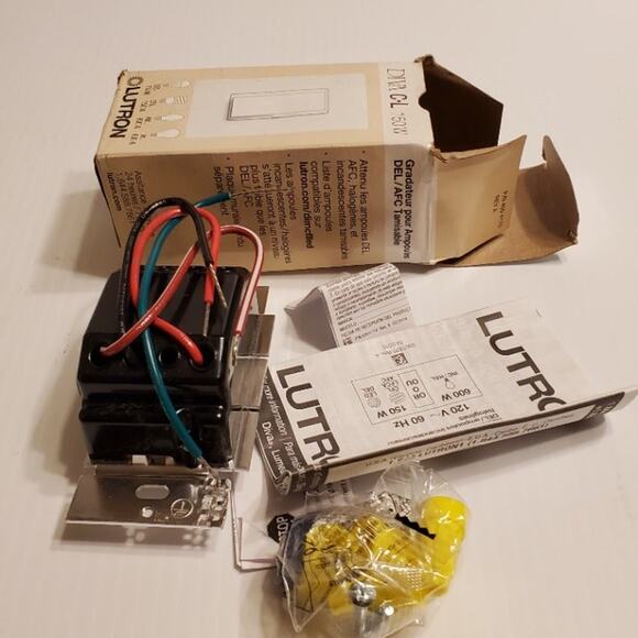 Lutron Diva  Dimmer DVSCCL-153P Snow New open box - Picture 8 of 9